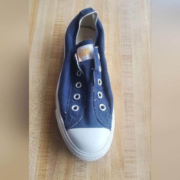 Converse Chuck Taylor Lo-Tops - Picture 6 of 7